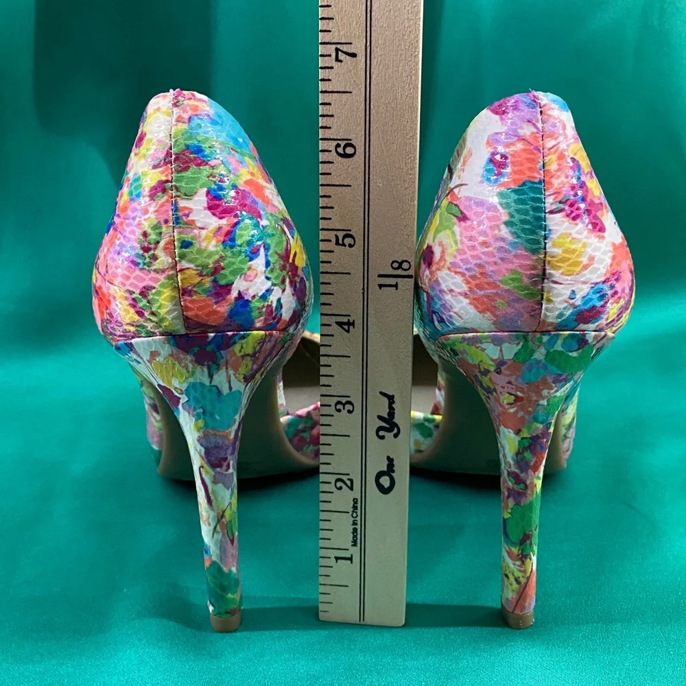 a.n.a Multi-color Floral w/Snakeskin Texture Pointed-Toe 4” Heels—Size 9M